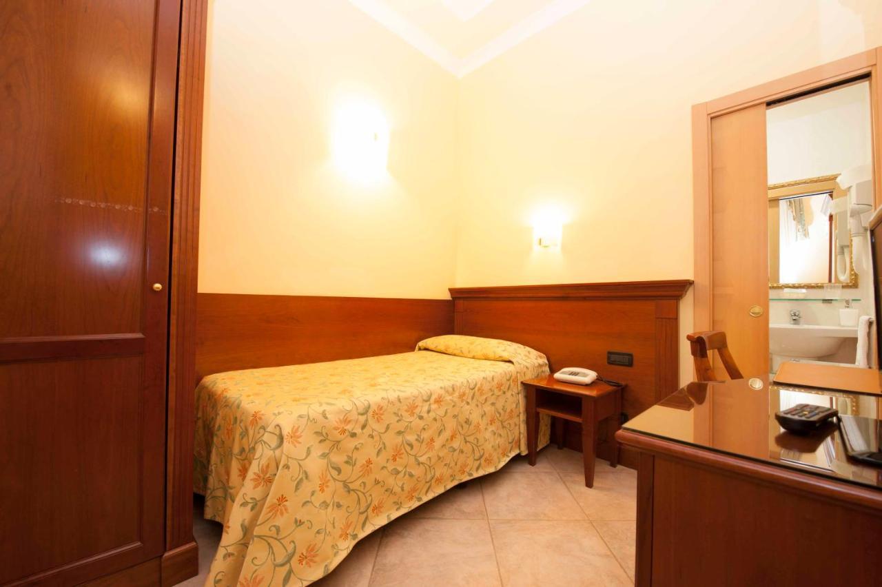 Hotel Astigiana & Appartamenti Varazze Exterior foto